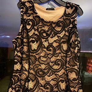 Sleeveless Black Lacy Top